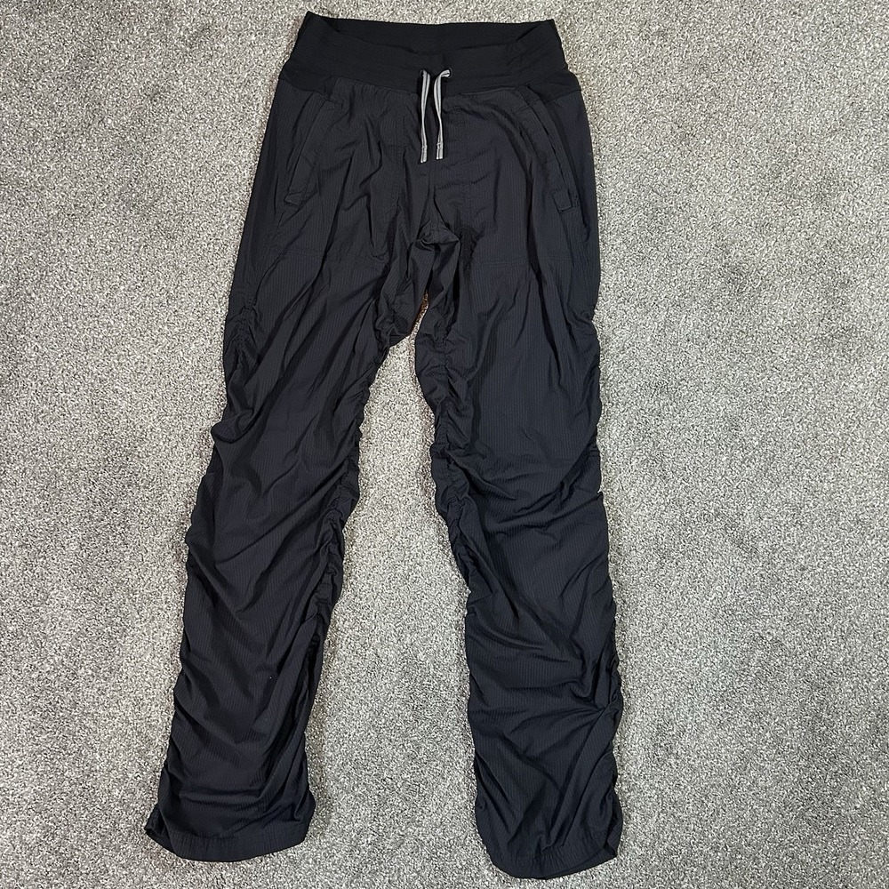 Ivivva by Lululemon Girls Size 14 Live To Move Dance Studio Pants Roll Up $90